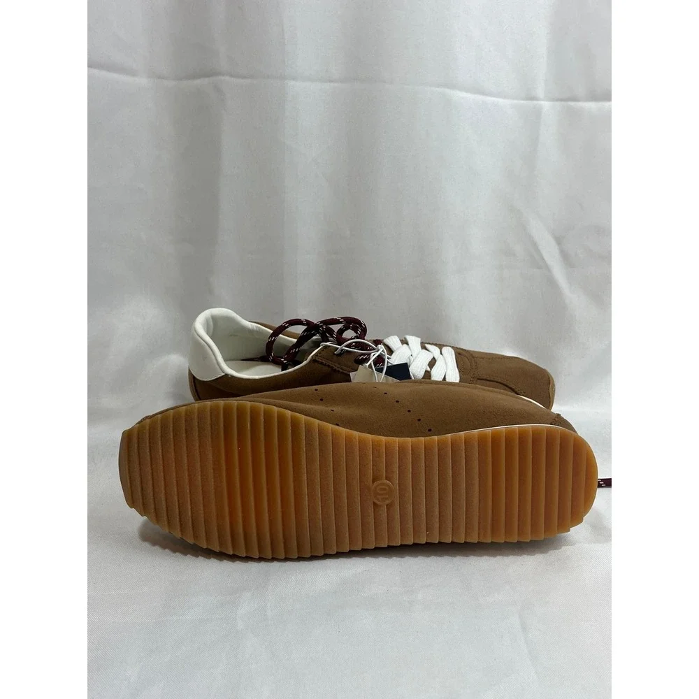 Universal Thread Womens Brown Faux Suede Sneakers Gum‎ Sole Size 10 NEW